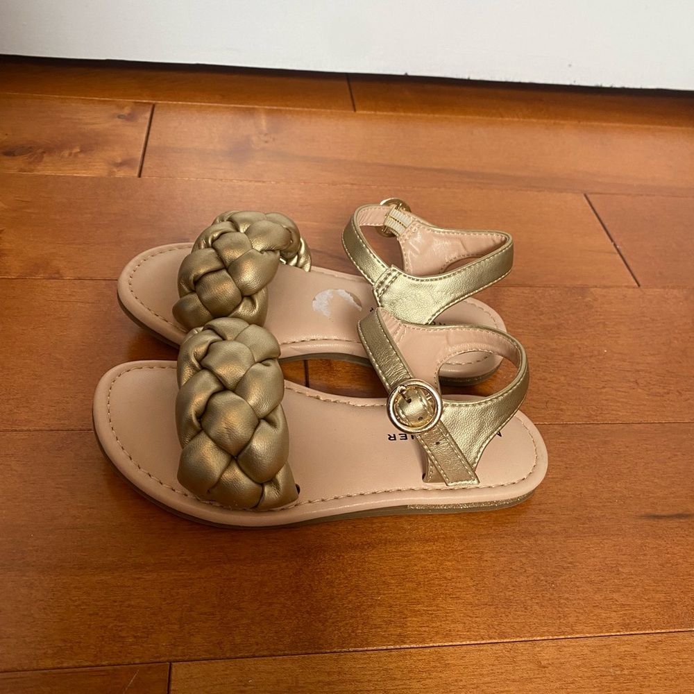 Marc Fisher kids Gold Kids Sandals size 12